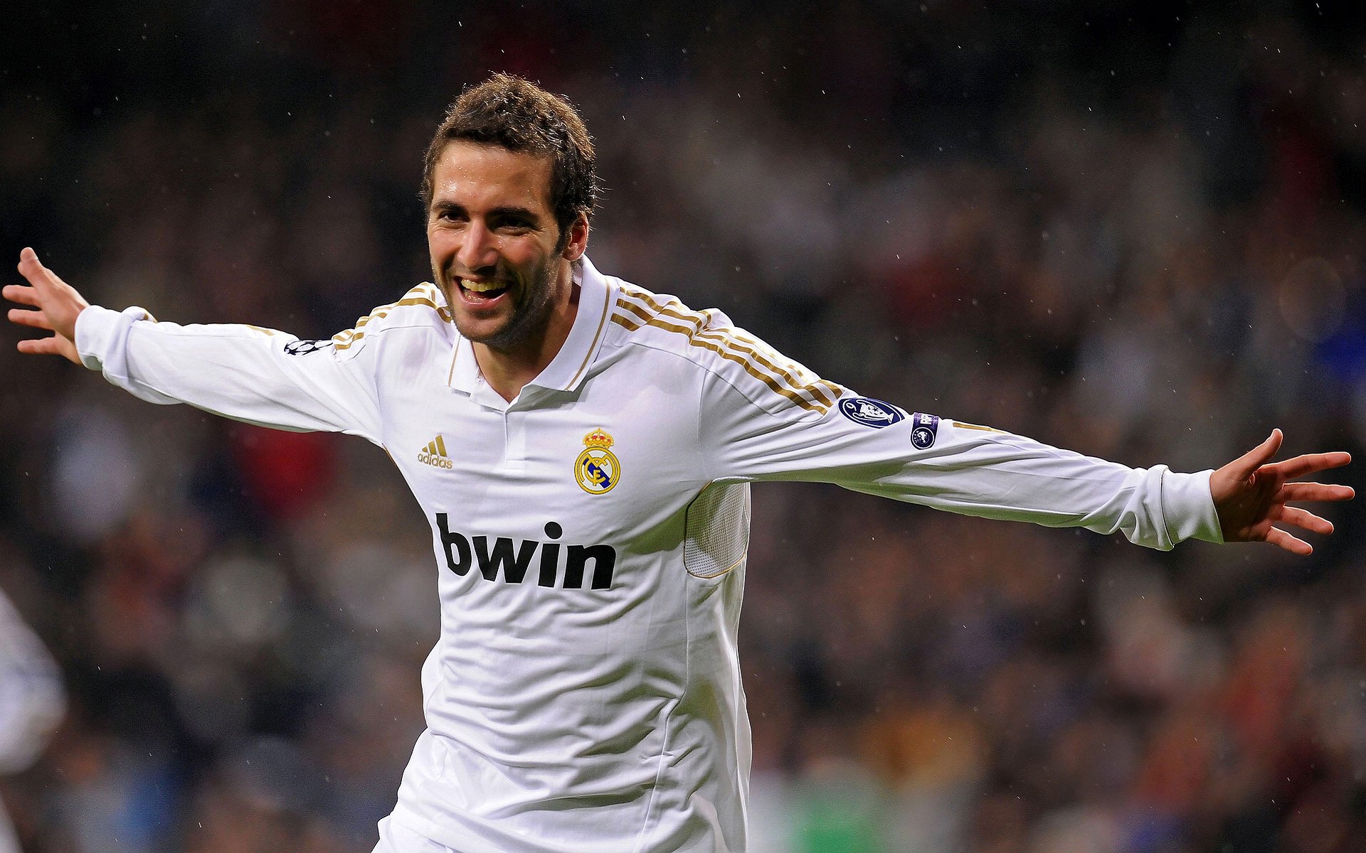 九游游戏-未来“足球巨星”的黄金起点——欧冠养成记，欧冠足球冠军